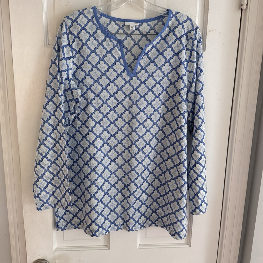 J.Jill Boho Chic Geometric Tunic Top Split Neck Lightweight Travel Sz S